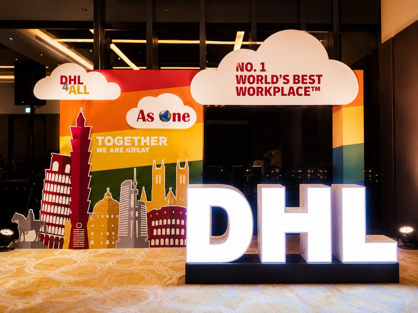 DHL-企業精神主題裝置